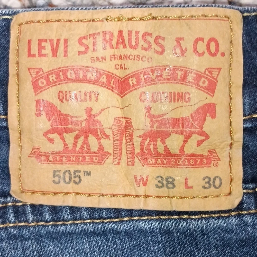 Men's Levi's 505 Straight Leg Jeans Size 38X30